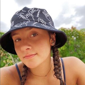 Meet your Posher, Jay